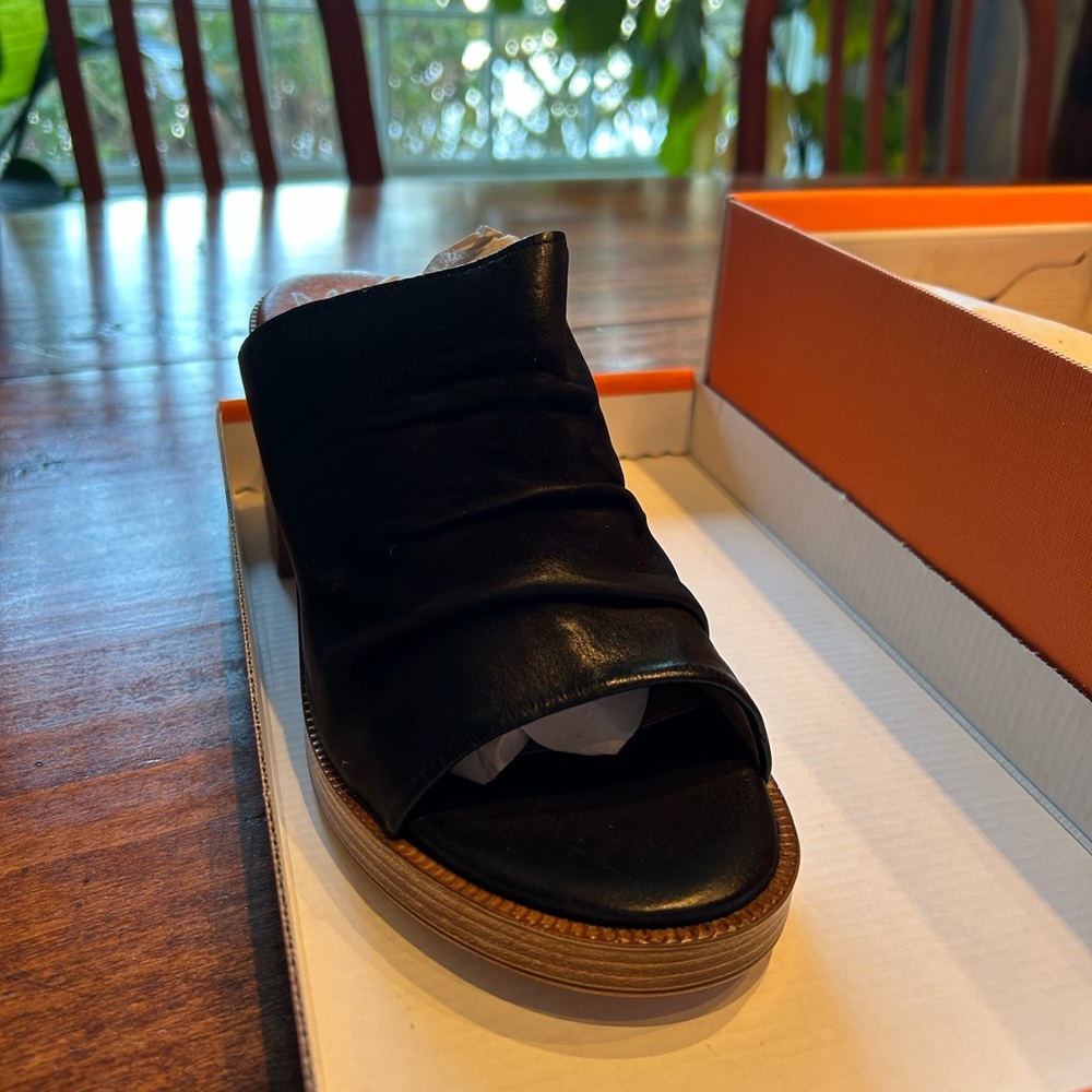 Miz Mooz Maybelle Black Leather Mules with Wooden Heel - Picture 5 of 9